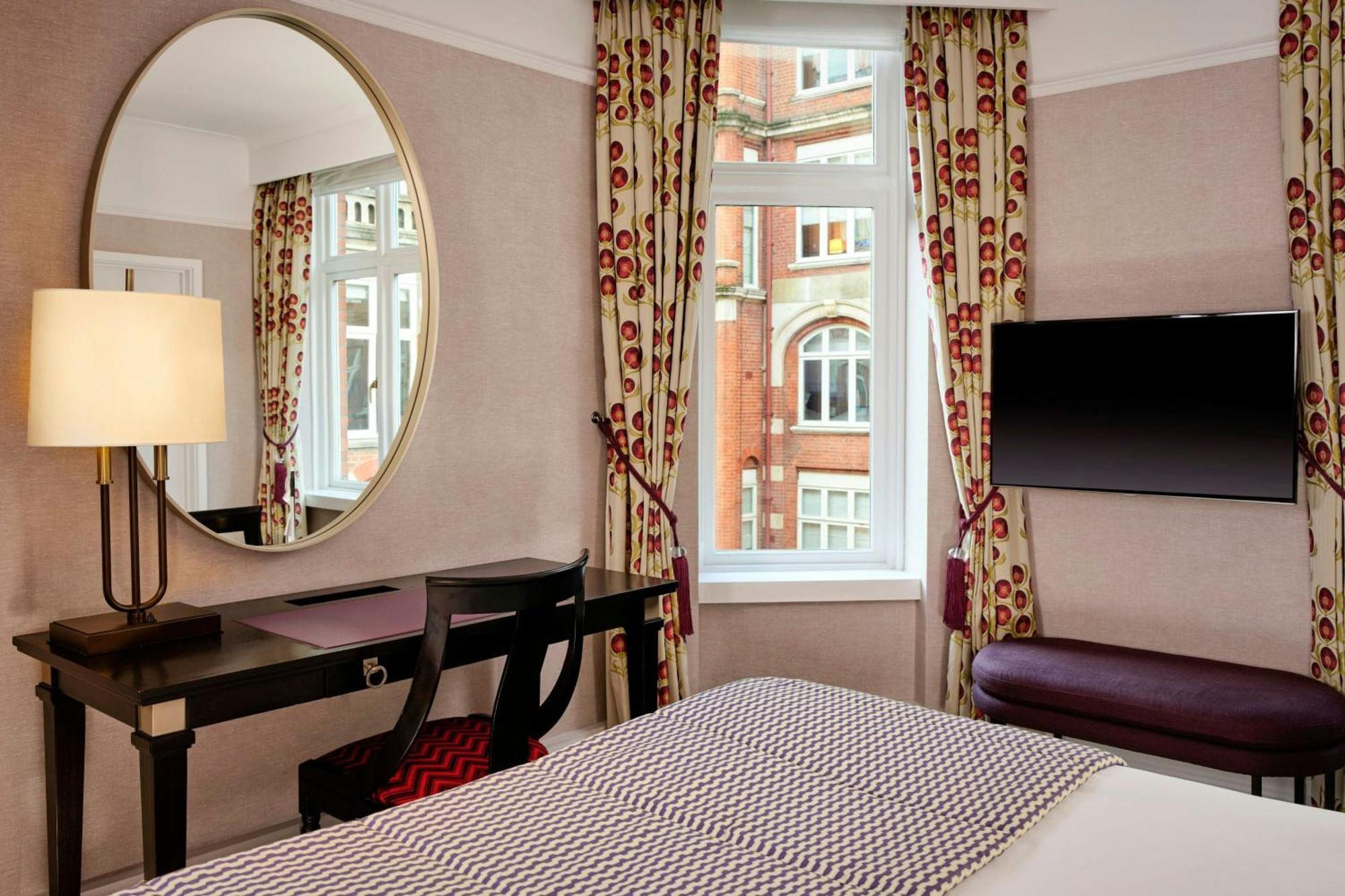 St. Ermin's Hotel, Autograph Collection Londra